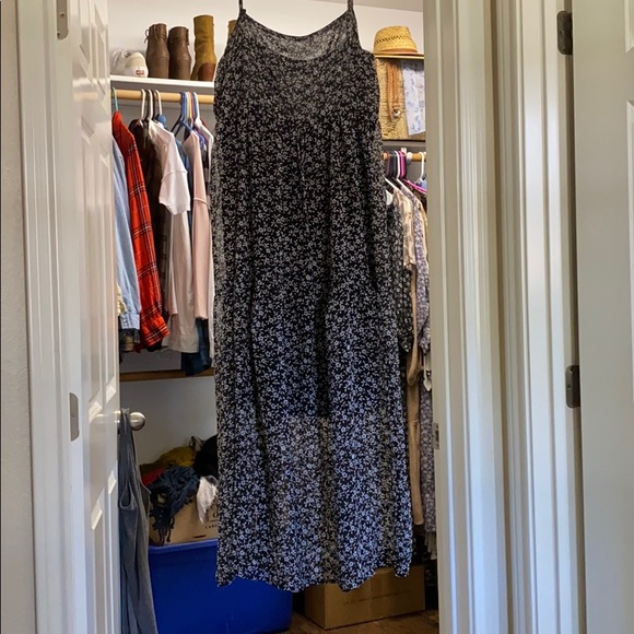 NWOT Black floral willow from CJLA - Picture 3 of 4